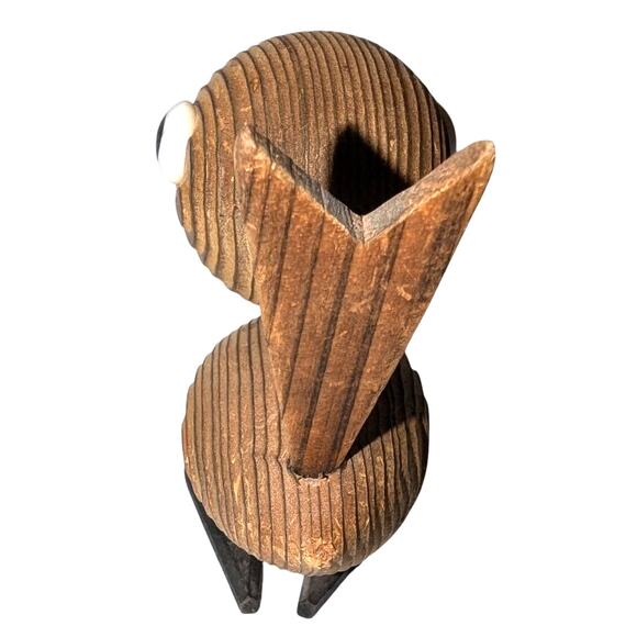 Vintage 1960's MCM Cryptomeria Japanese Cedar Wood Hand Carved Bird 2.75 inch - Picture 3 of 5